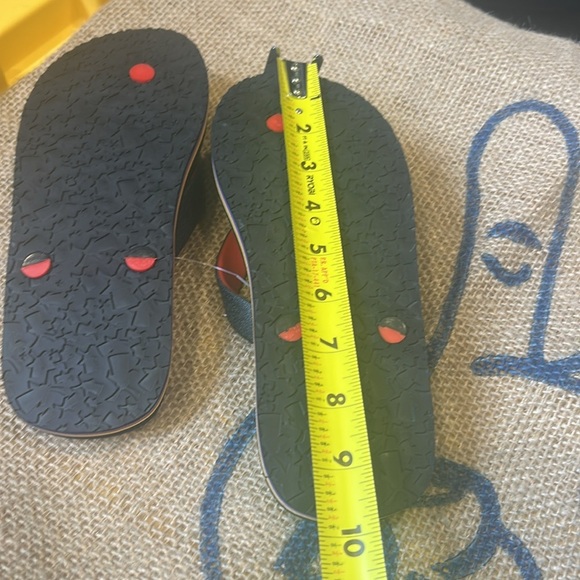 ✌️NWT Dutch Bros Unisex Flip Flops - Picture 6 of 9